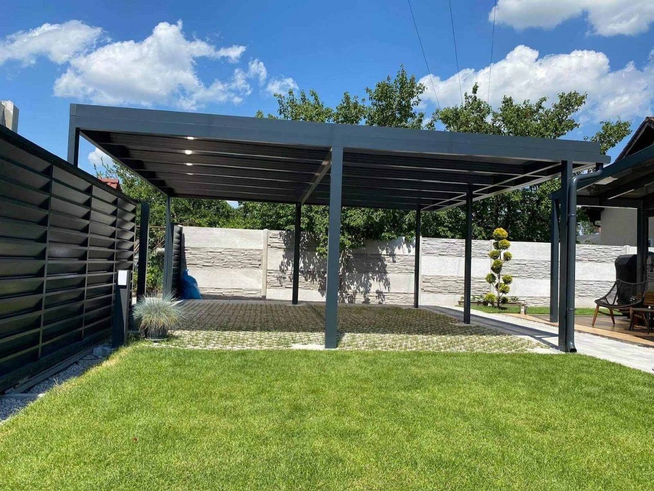 Prístrešok pre autá (carport)
